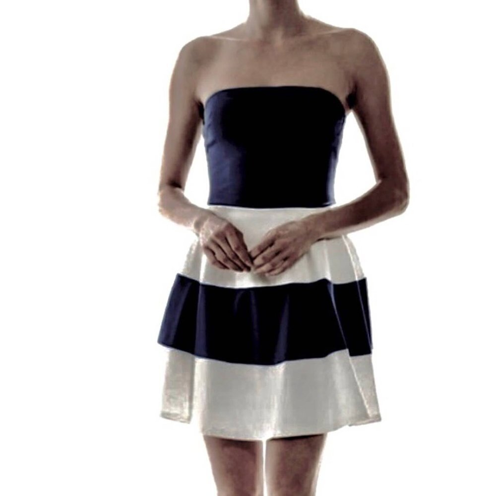 Solemio Color Block Strapless